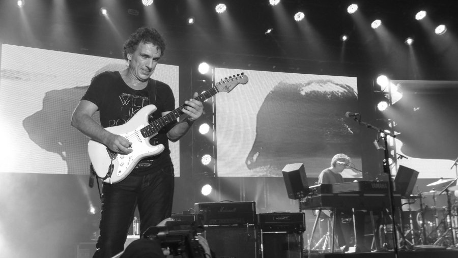 Ian Moss #4