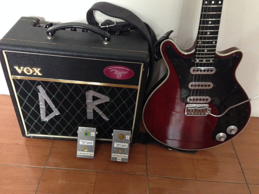 Danny Rodd guitar, pedals and amp #2
